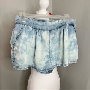 BDG chambray flowy shorts